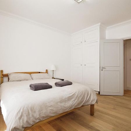 Appartamento Well Located South Kensington Flat Londra Esterno foto