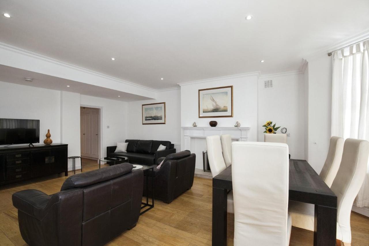 Appartamento Well Located South Kensington Flat Londra Esterno foto