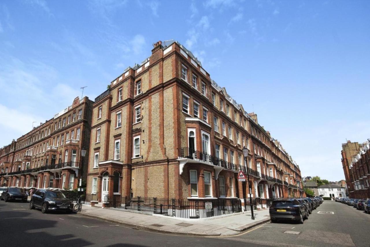 Appartamento Well Located South Kensington Flat Londra Esterno foto