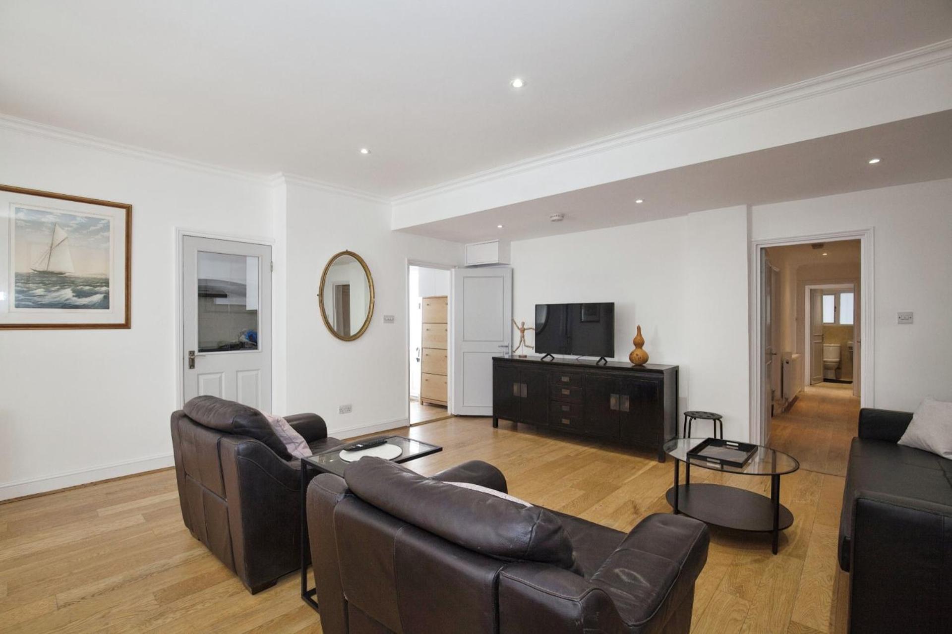 Appartamento Well Located South Kensington Flat Londra Esterno foto