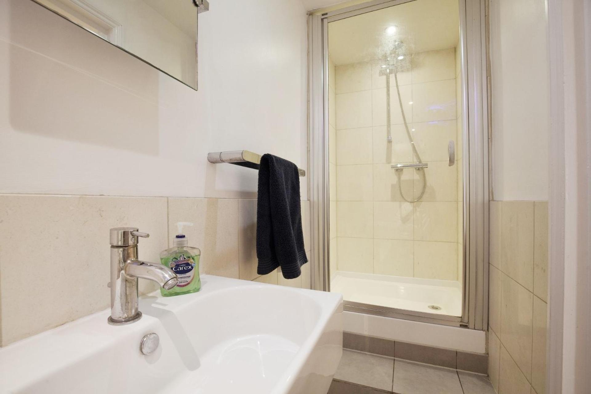 Appartamento Well Located South Kensington Flat Londra Esterno foto